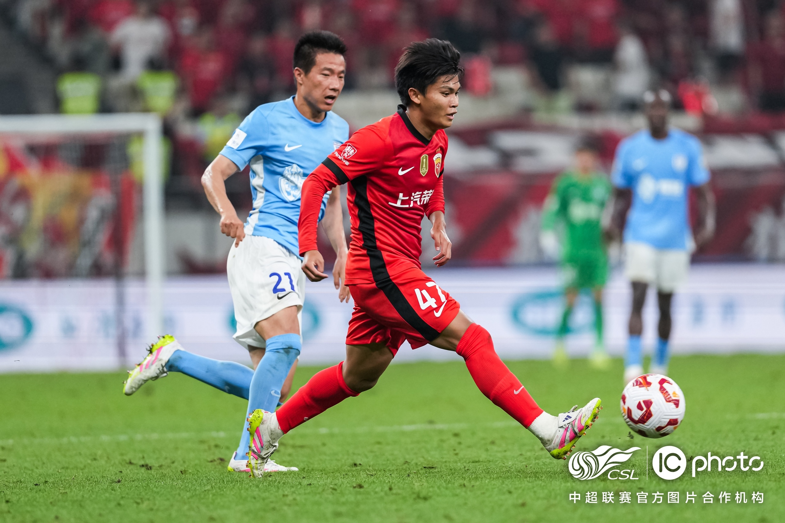 熊猫体育 -中菲海警在仙宾礁爆发冲突