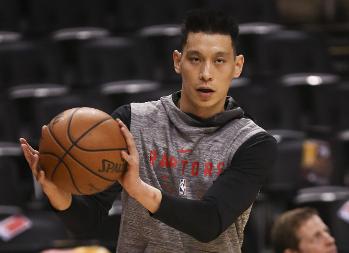 熊猫在线入口 -达拉斯独行侠训练开放日,窗口期单刀错失引欢呼,社区盾在即,纪律约束更严格(达拉斯买家俱乐部观后感)